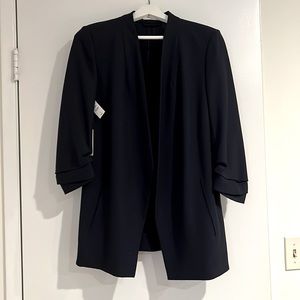 NWT ARITZIA (Babaton) Power Blazer (sz 8)